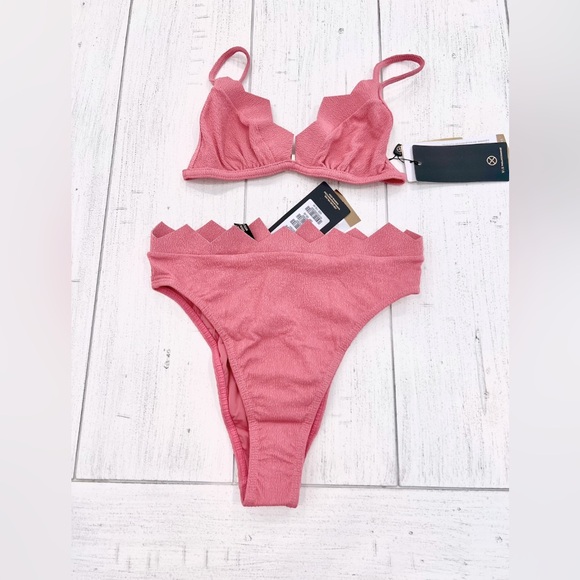 Vix Bikini Set Solid Imani Tri Parallel Swim Top and Imani Hot Pants Pink NWT - Picture 8 of 8